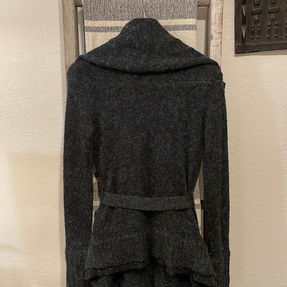 Obey dark gray sweater - Picture 5 of 6